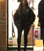 Access_Kardashian_3.jpg