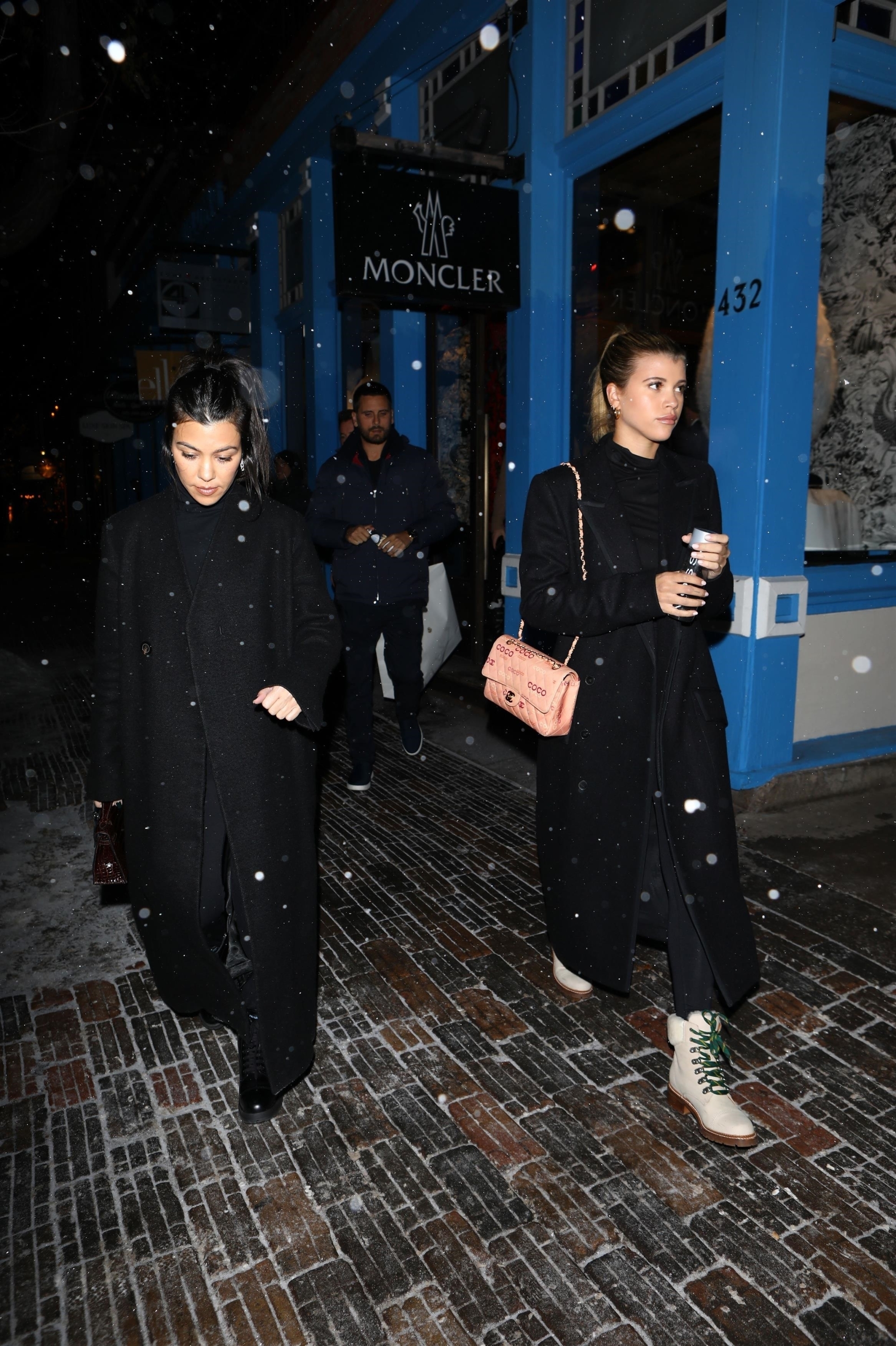 Access_Kardashian_30.jpg