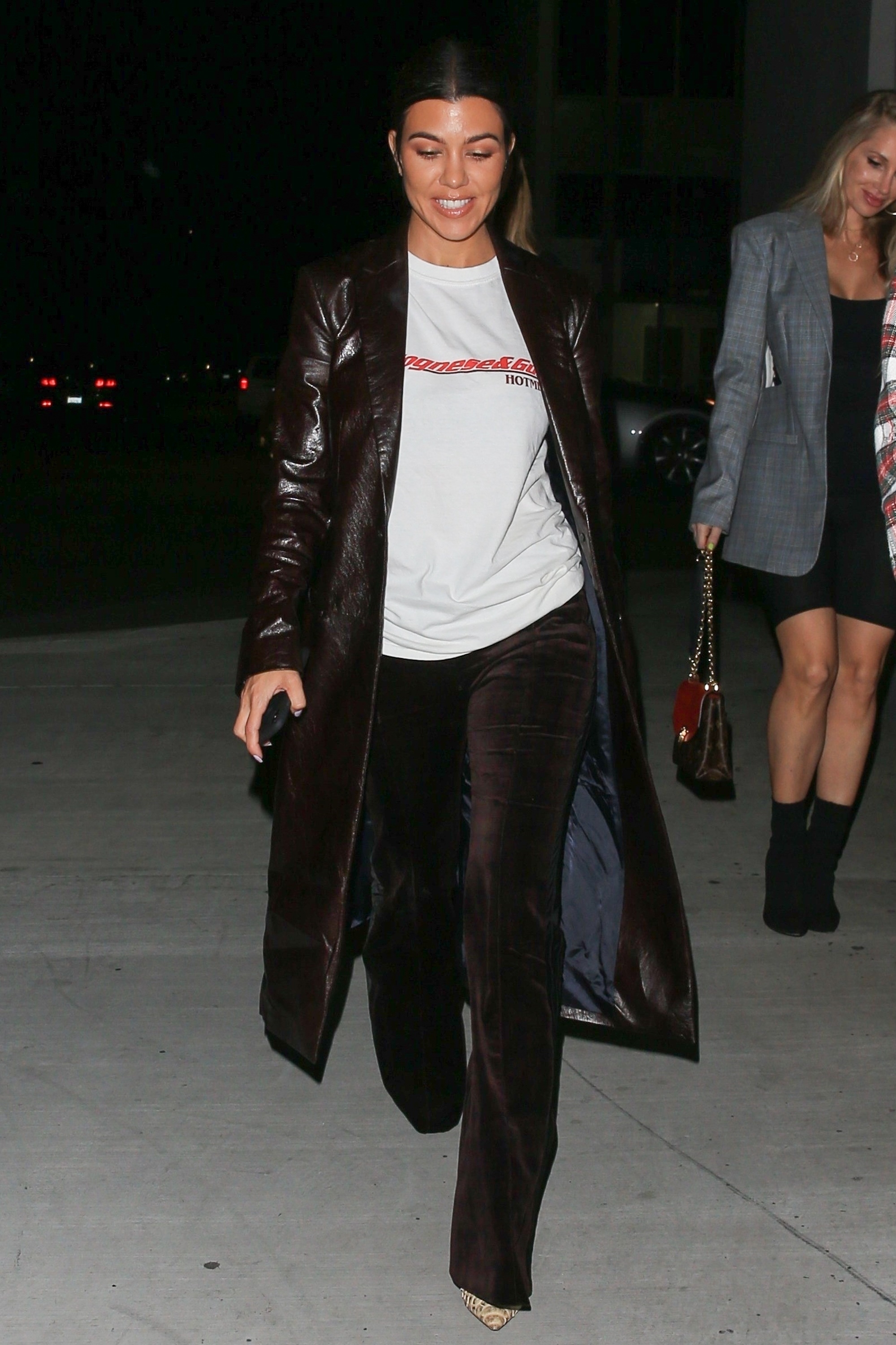 Access_Kardashian_7.jpg