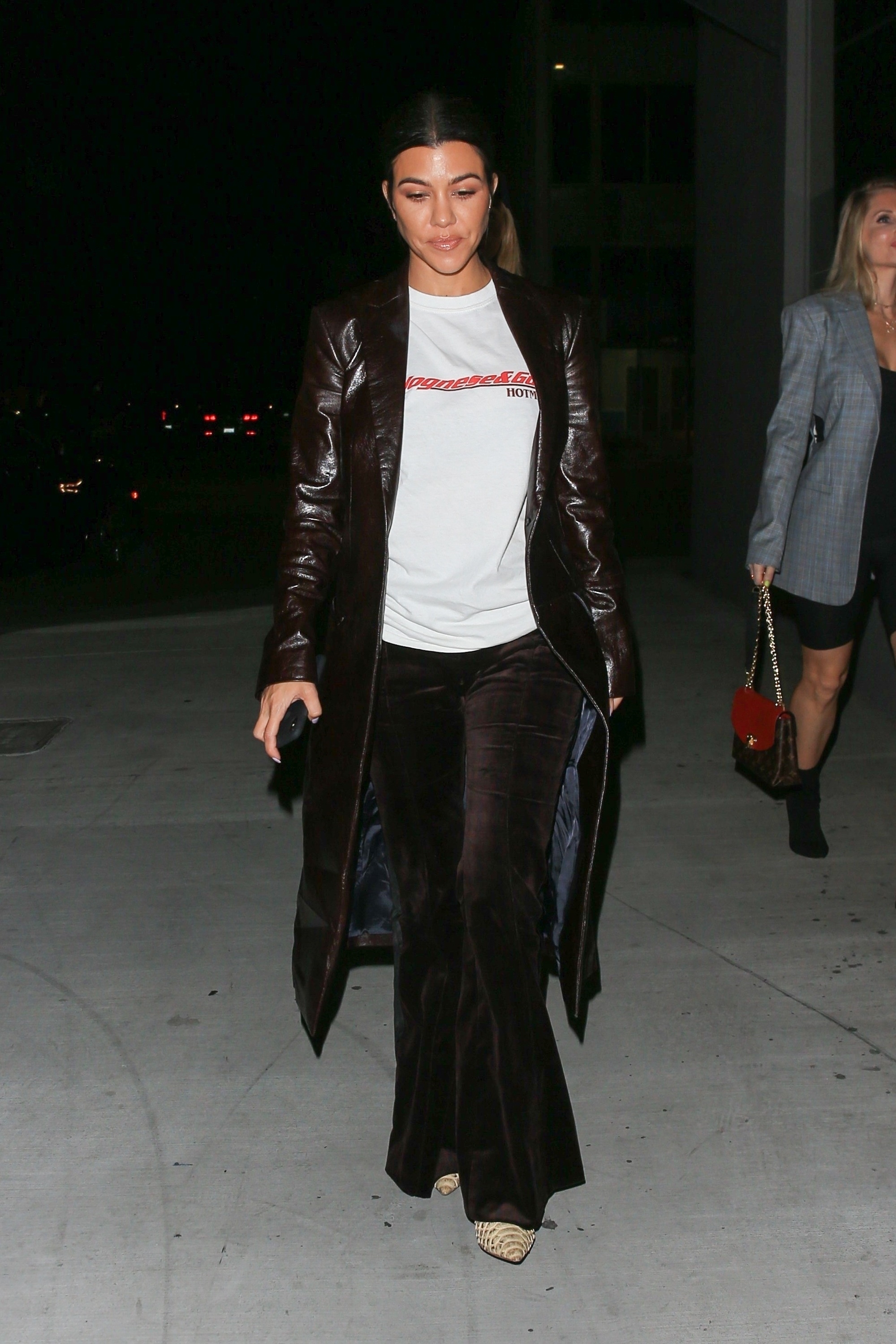 Access_Kardashian_8.jpg