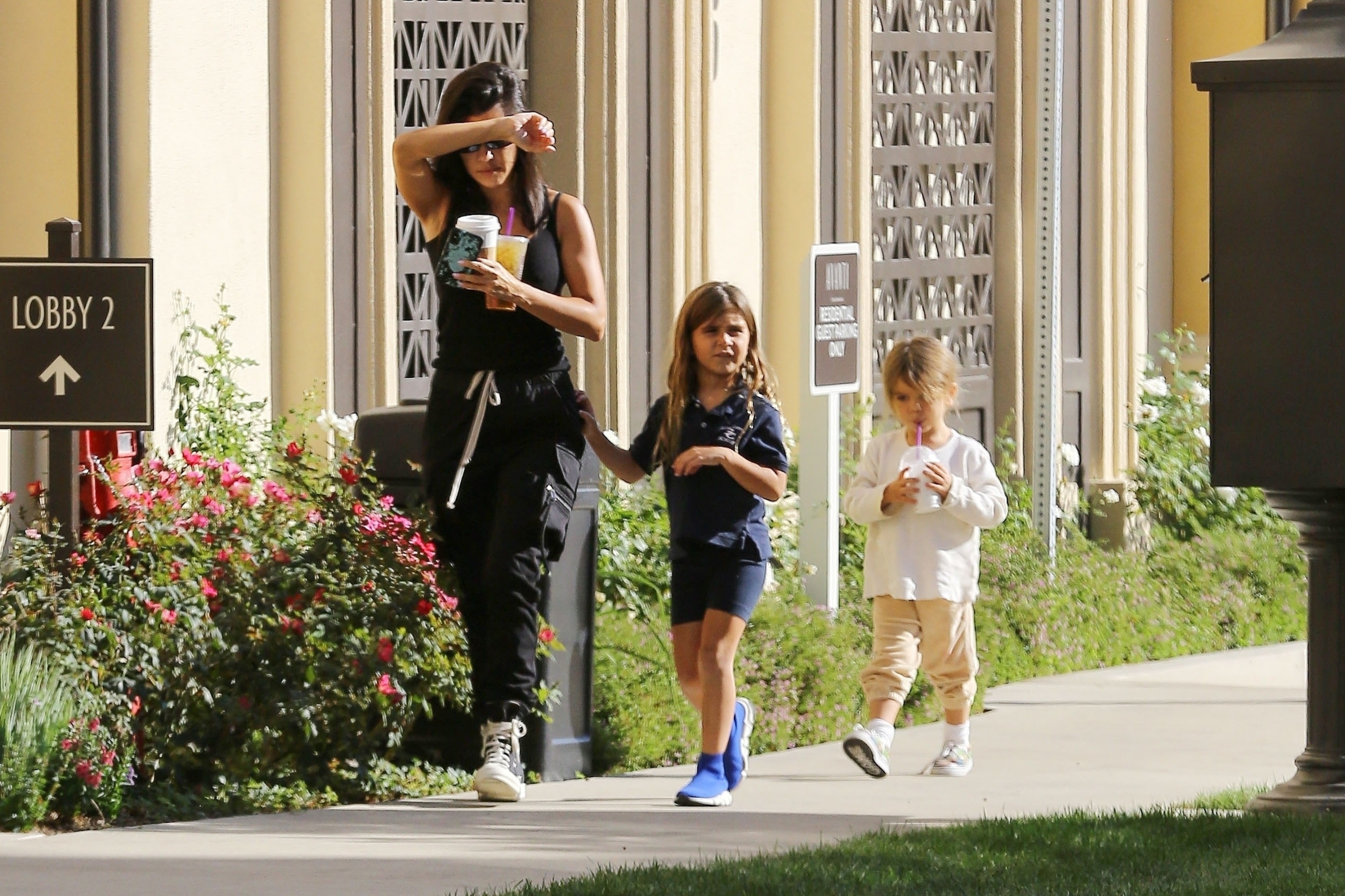 Access_Kardashian_1.jpg