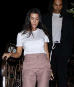 Access_Kardashian_3.jpg