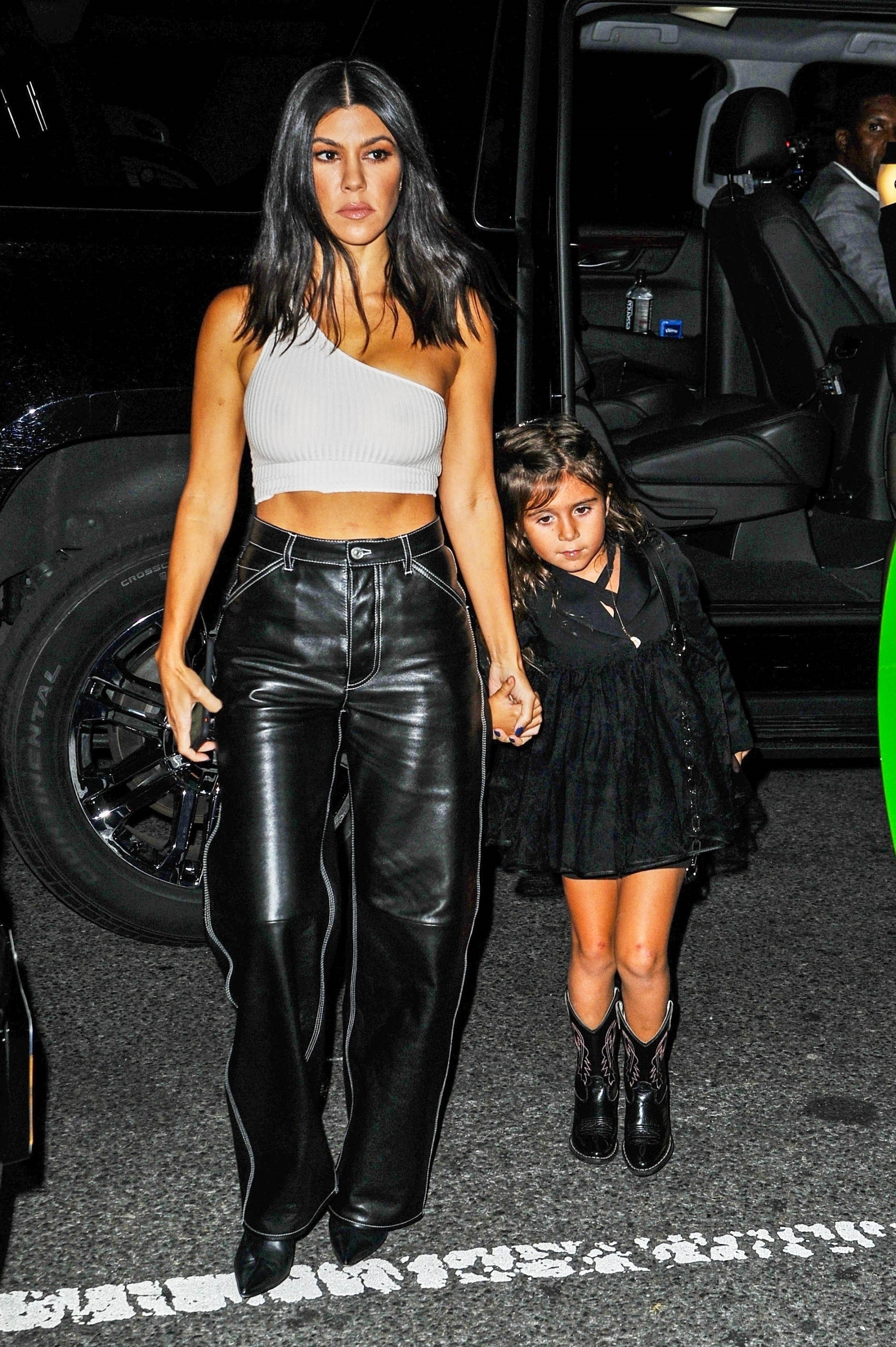 Access_Kardashian_5.jpg