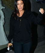 Access_Kardashian_12.jpg