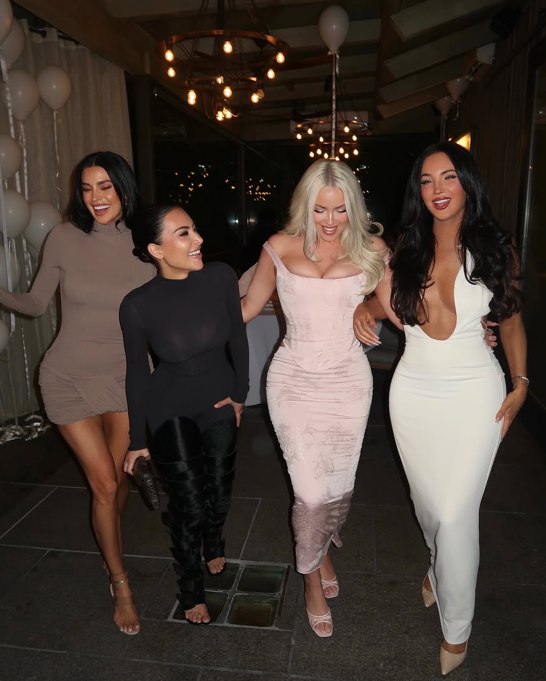 Access_Kardashian_12.jpg