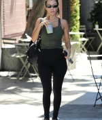 Access_Kardashian_19.jpg
