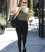 Access_Kardashian_20.jpg
