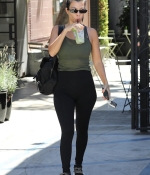 Access_Kardashian_21.jpg