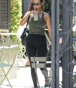 Access_Kardashian_22.jpg