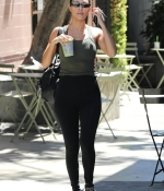 Access_Kardashian_29.jpg