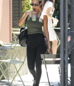 Access_Kardashian_32.jpg