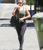Access_Kardashian_60.jpg