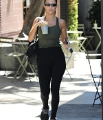 Access_Kardashian_7.jpg