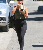 Access_Kardashian_72.jpg