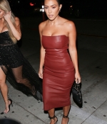 Access_Kardashian_16.jpg