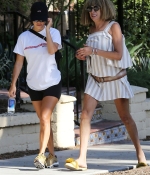 Access_Kardashian_3.jpg