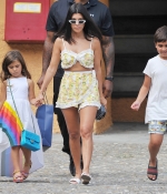 Access_Kardashian_10.jpg