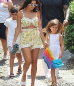 Access_Kardashian_5.jpg