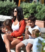 Access_Kardashian_13.jpg