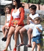 Access_Kardashian_7.jpg