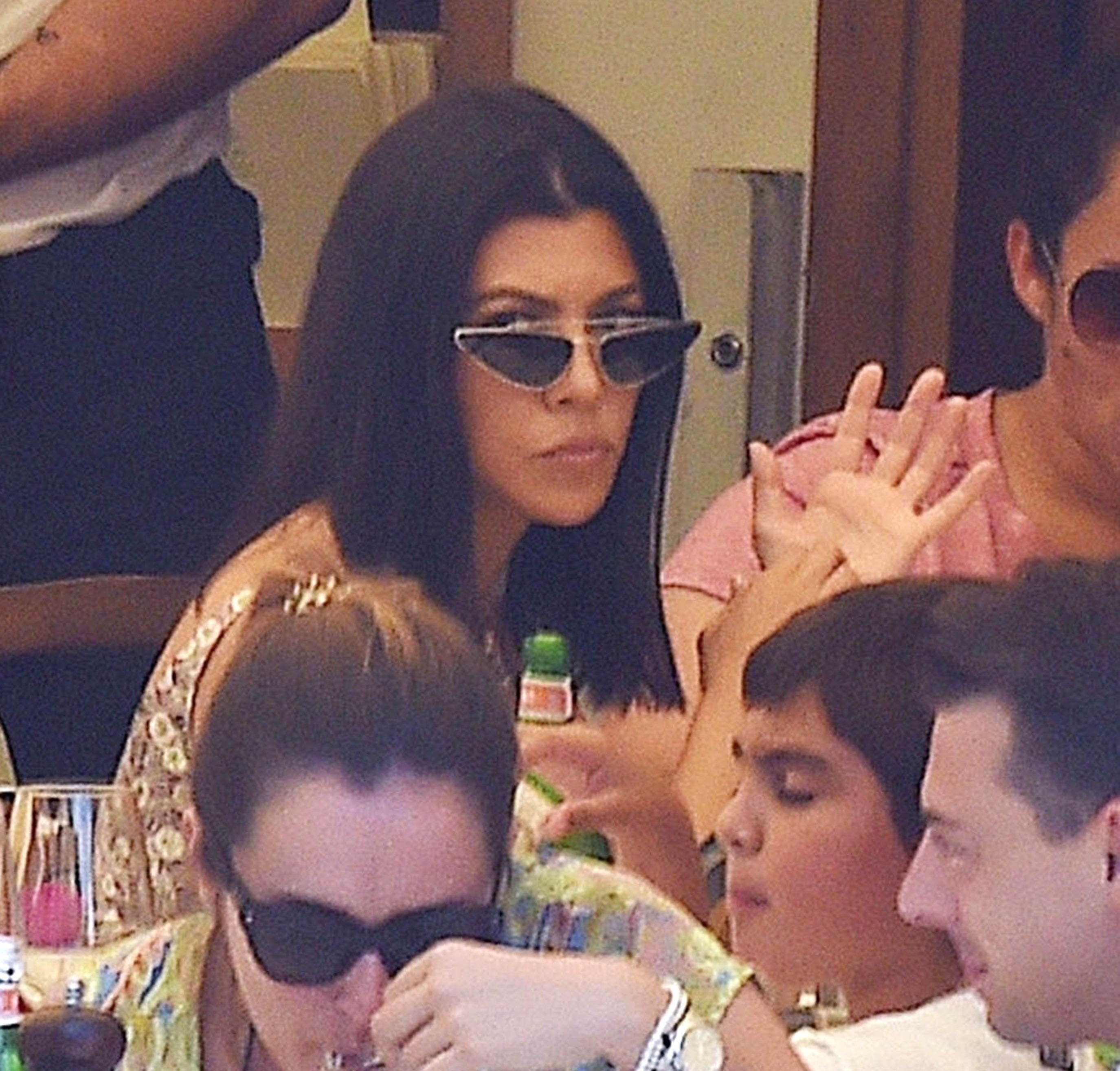 Access_Kardashian_3.jpg