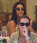 Access_Kardashian_2.jpg