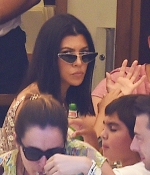Access_Kardashian_3.jpg
