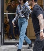 Access_Kardashian_12.jpg