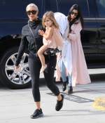 Access_Kardashian_3.jpg