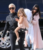 Access_Kardashian_3.jpg