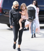 Access_Kardashian_7.jpg