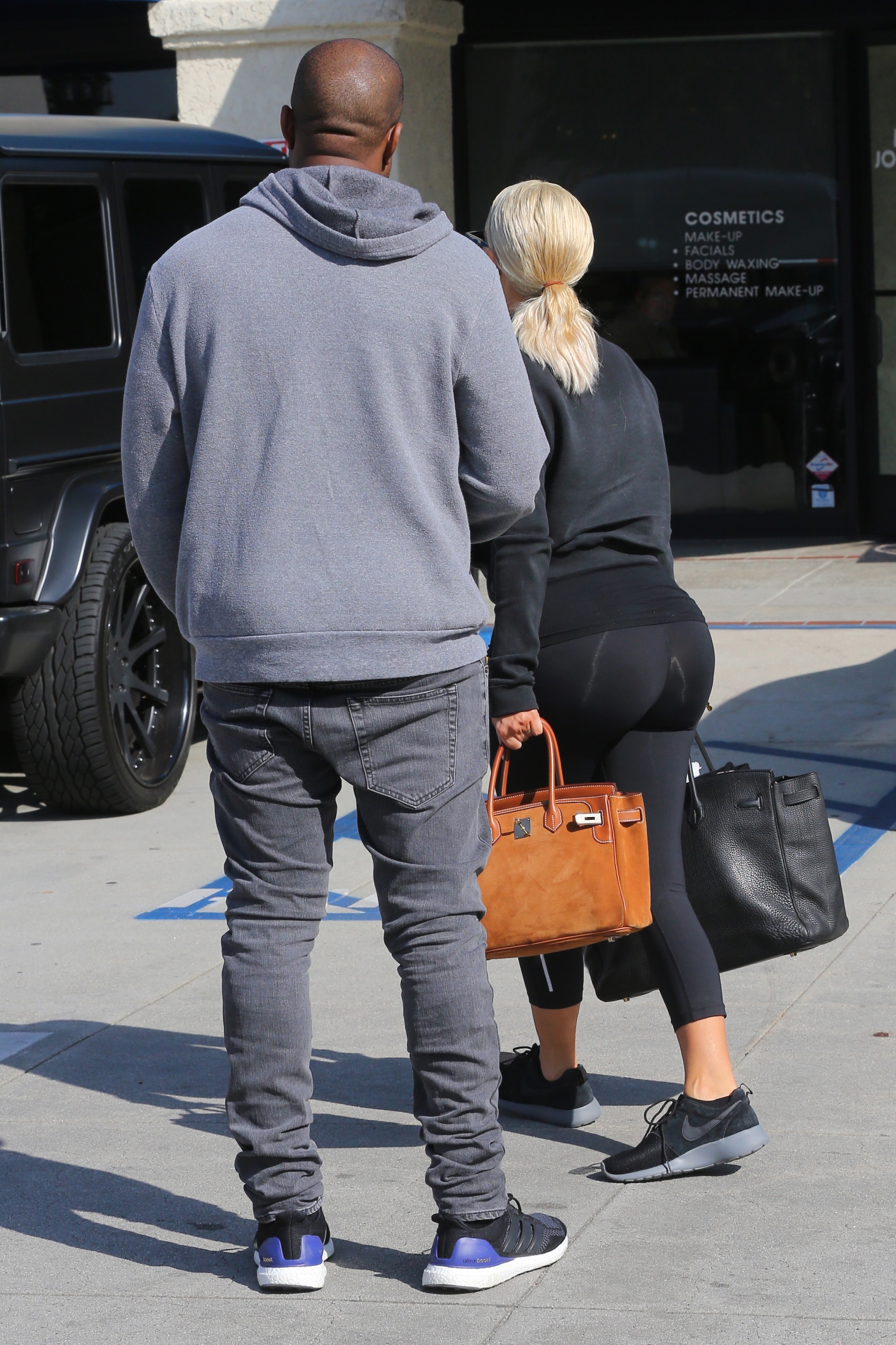 Access_Kardashian_23.jpeg