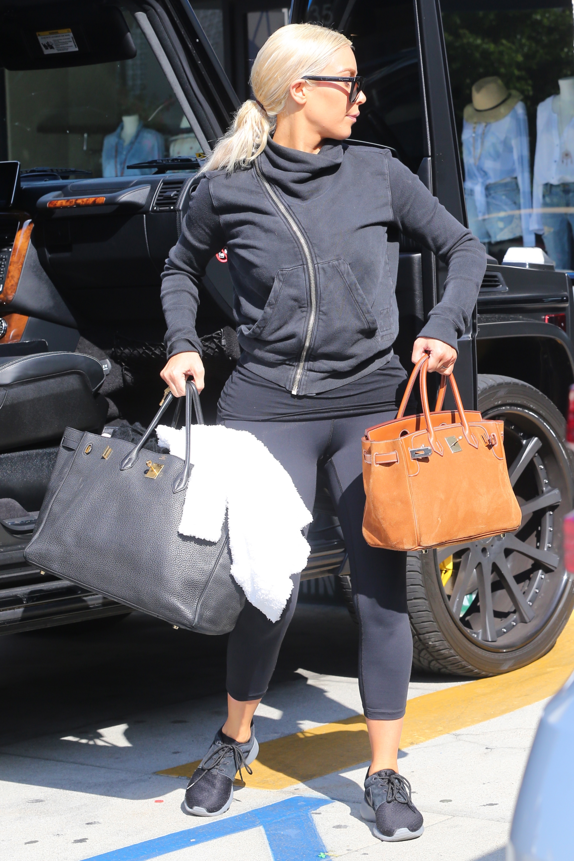 Access_Kardashian_24.jpeg