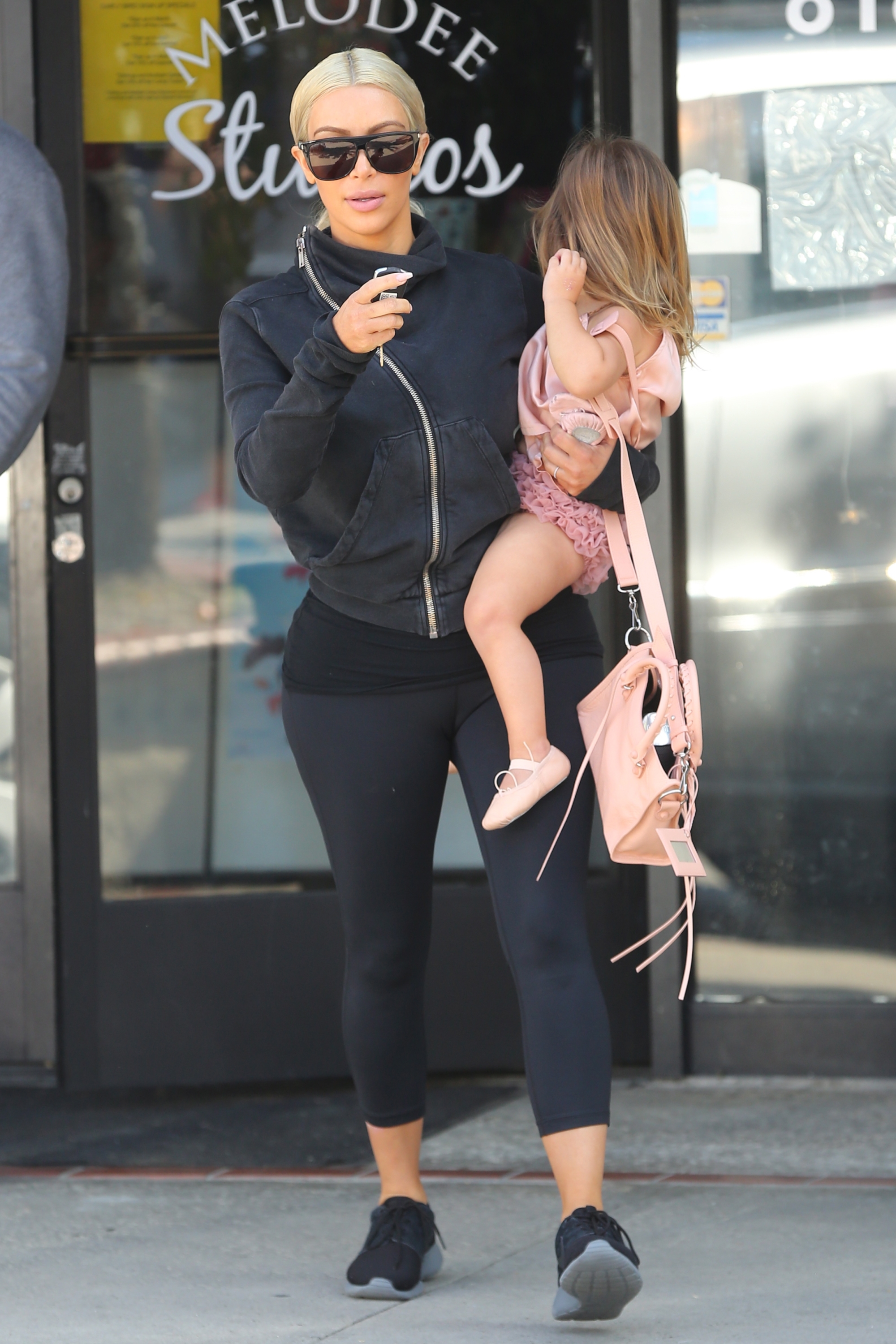 Access_Kardashian_4.jpeg