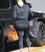 Access_Kardashian_19.jpeg