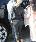 Access_Kardashian_29.jpeg