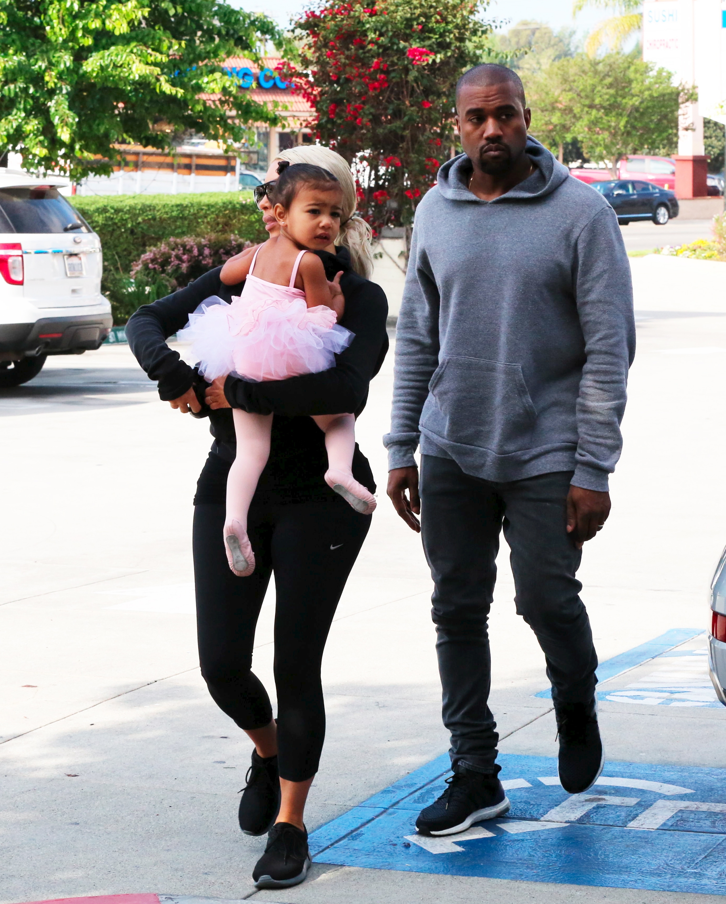 Access_Kardashian_1.jpeg