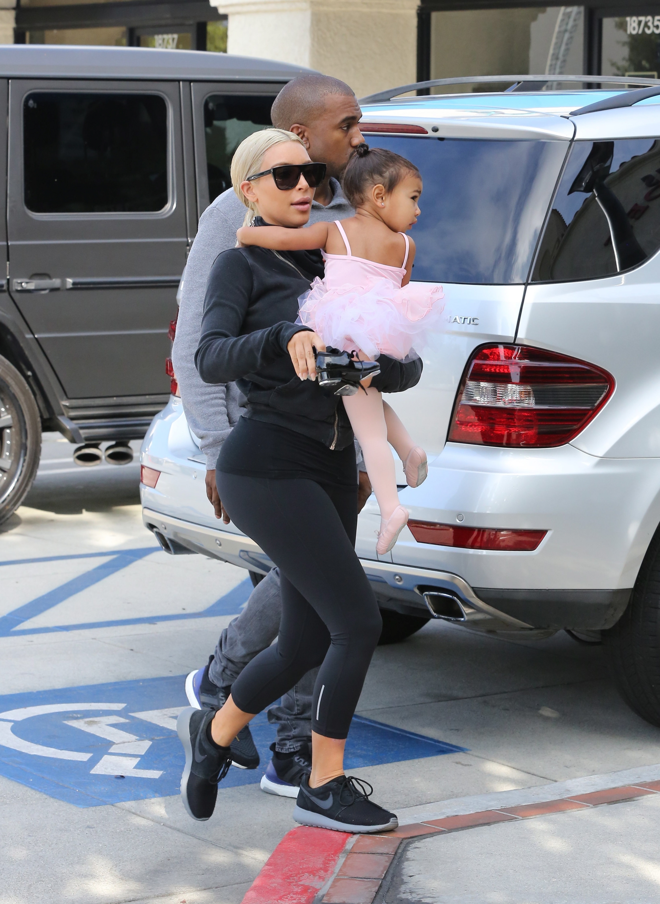 Access_Kardashian_18.jpg