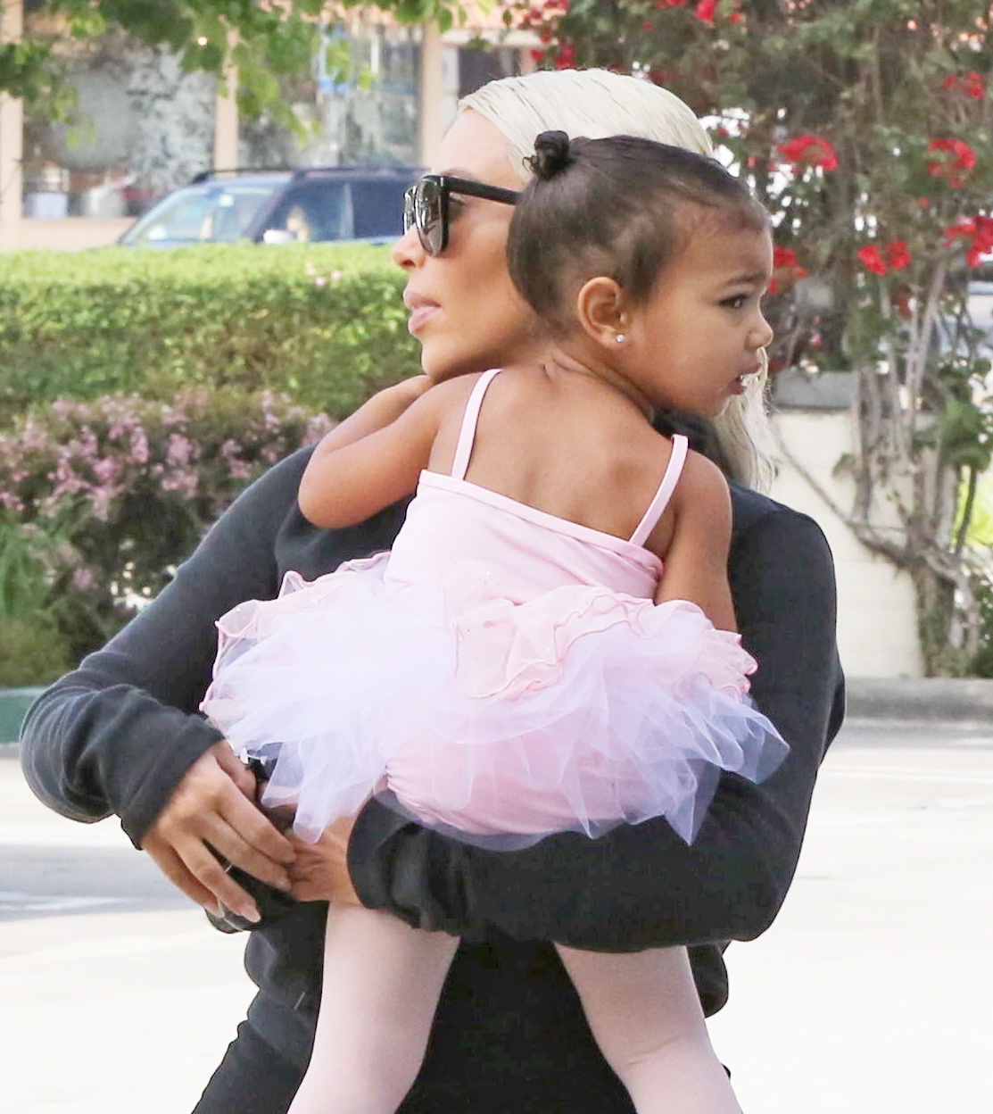 Access_Kardashian_19.jpeg