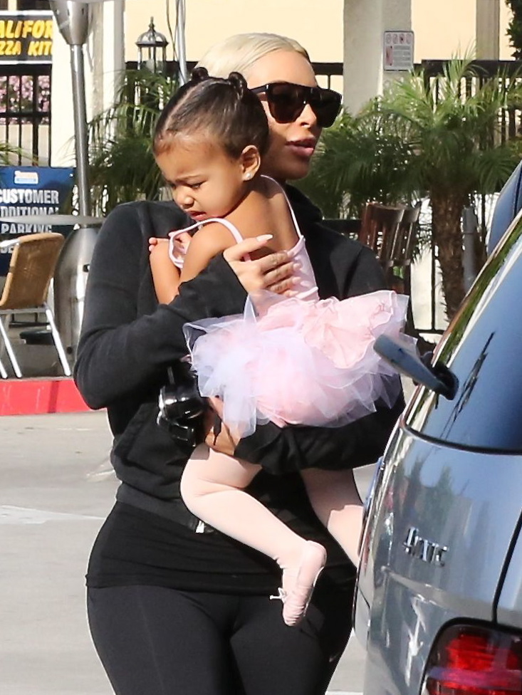 Access_Kardashian_22.jpeg