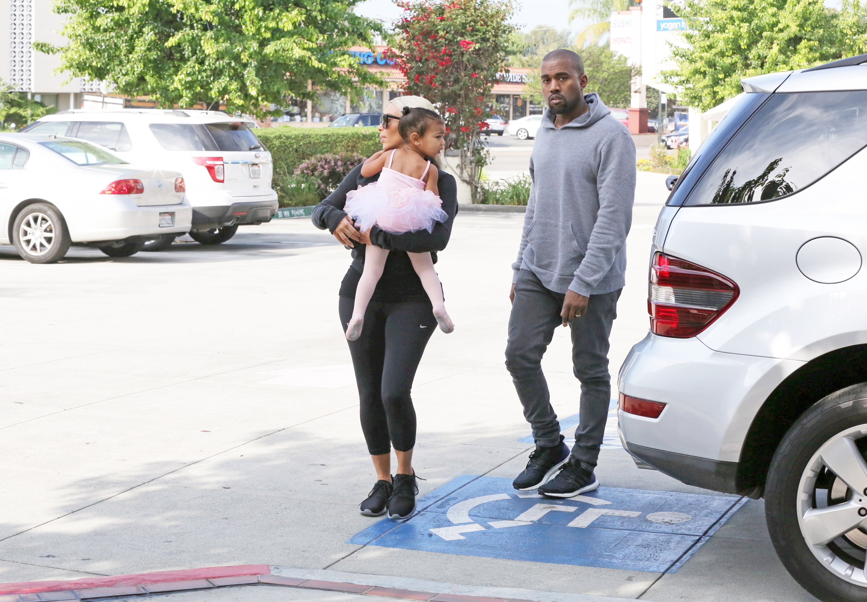 Access_Kardashian_26.jpeg