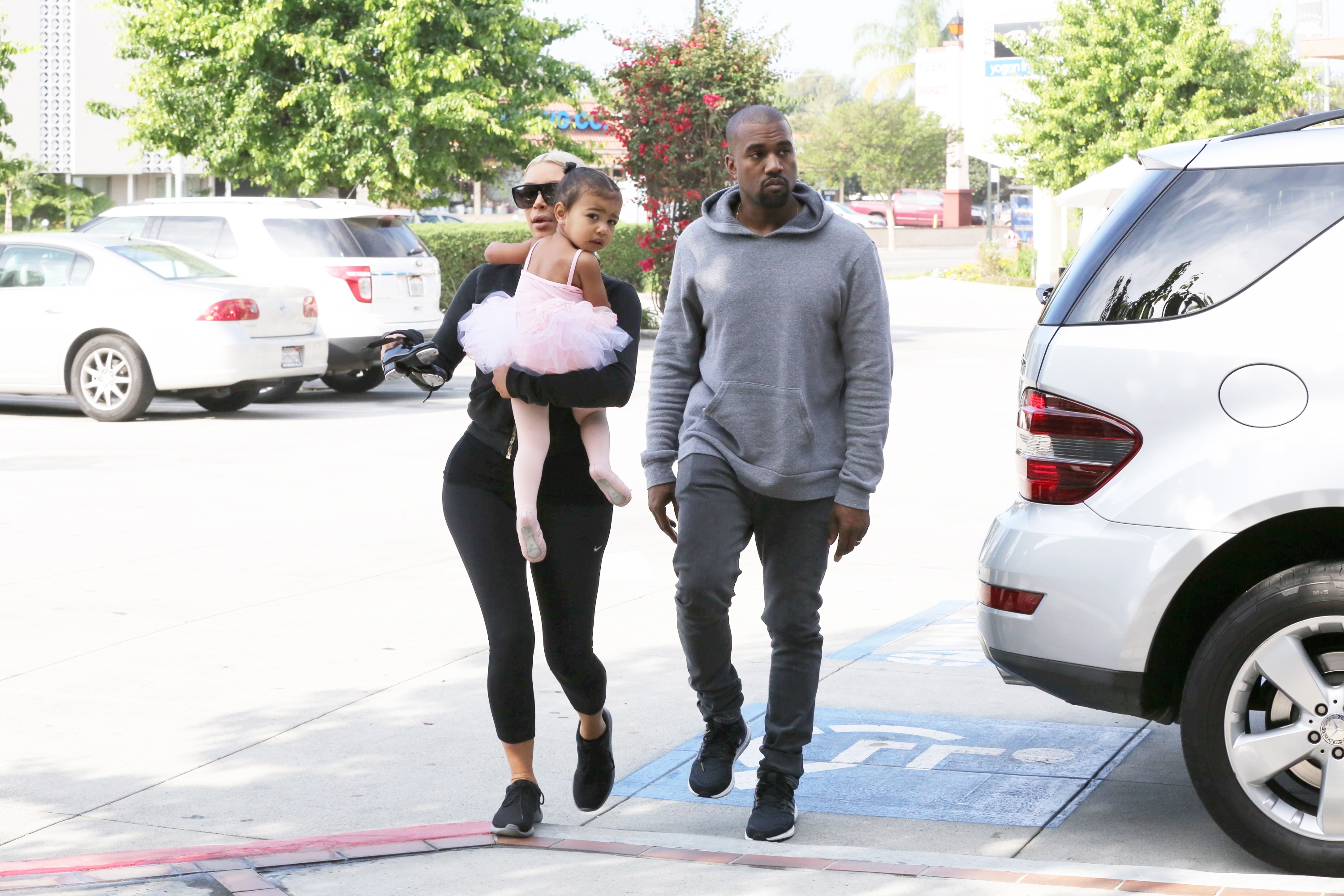 Access_Kardashian_30.jpeg