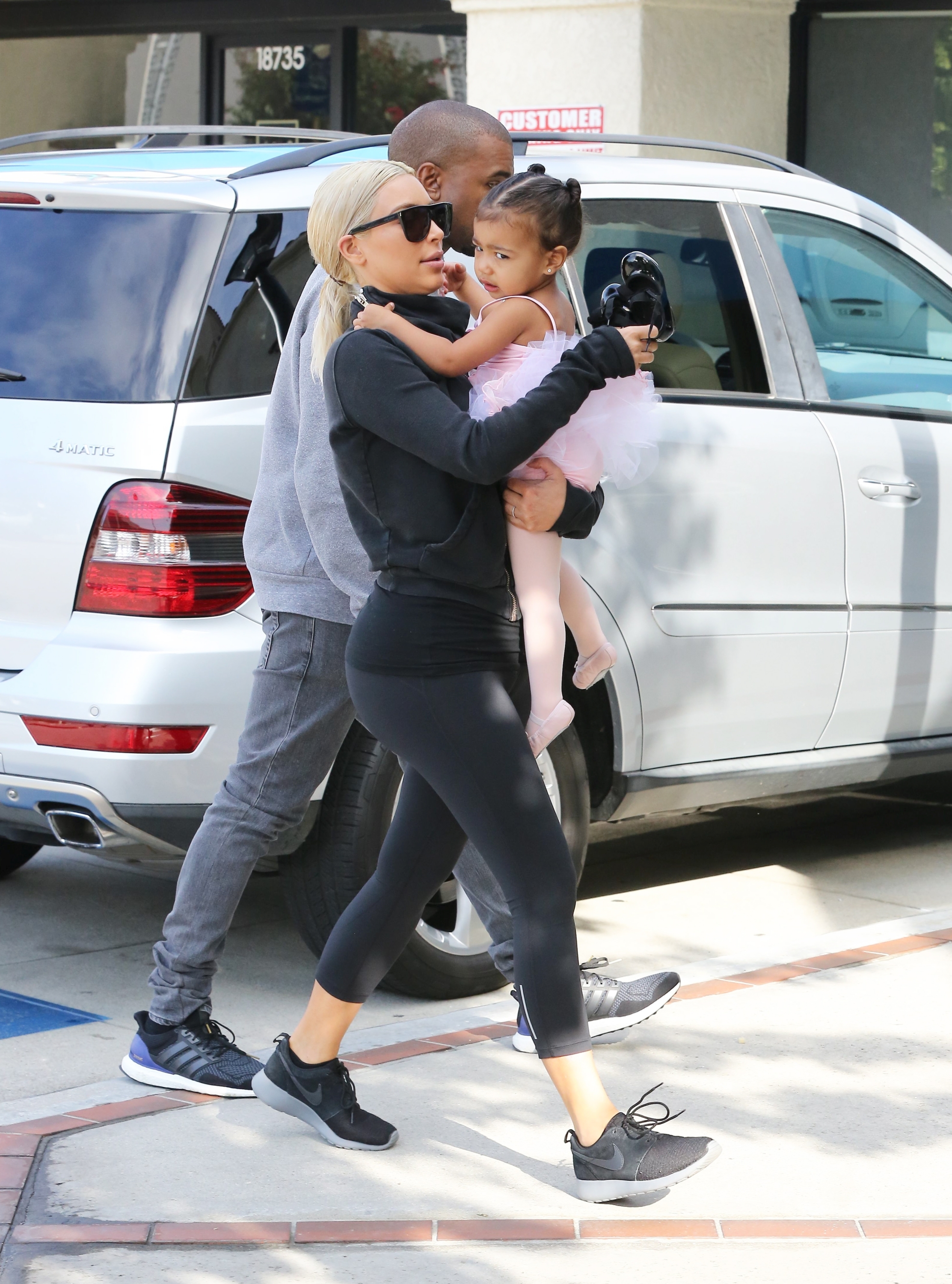 Access_Kardashian_36.jpg