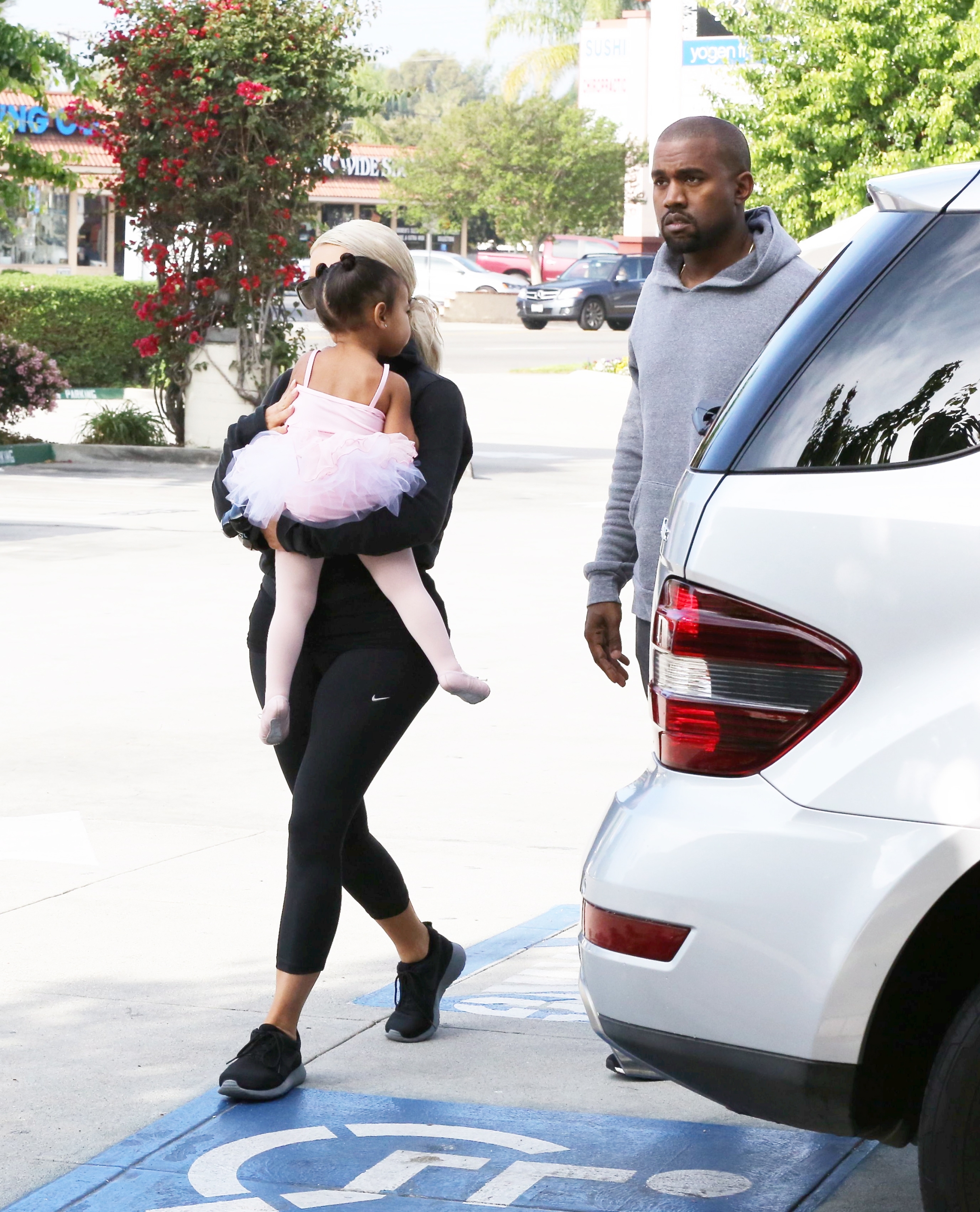 Access_Kardashian_38.jpeg