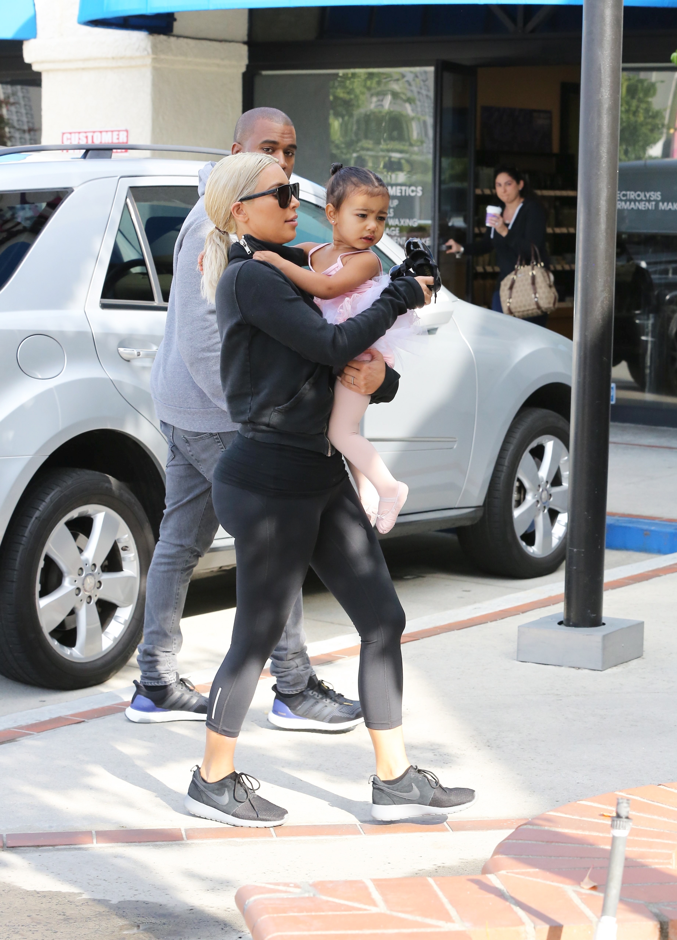 Access_Kardashian_52.jpg