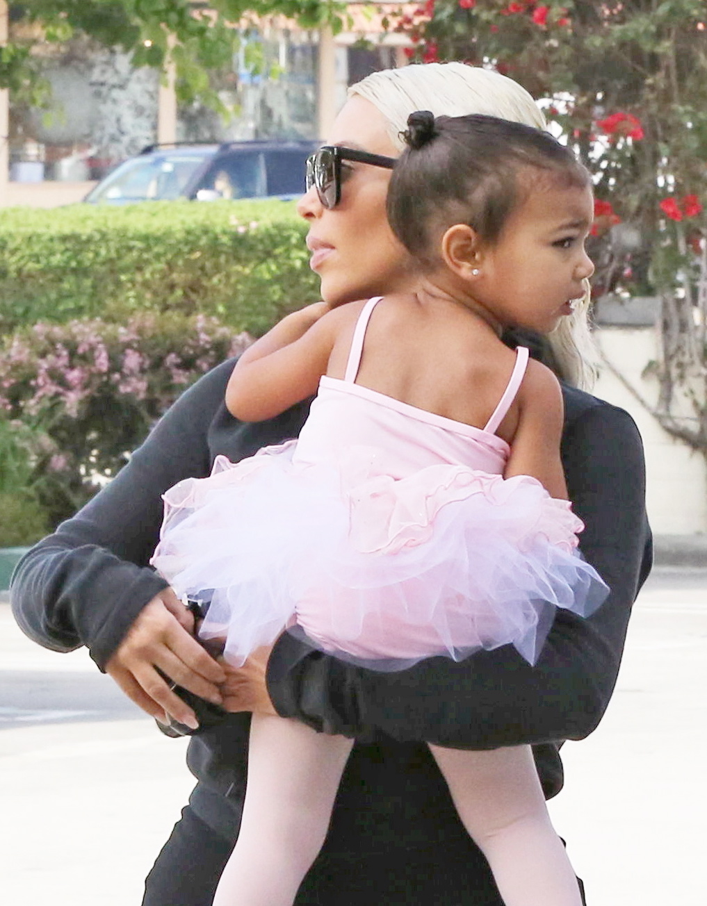 Access_Kardashian_77.jpg