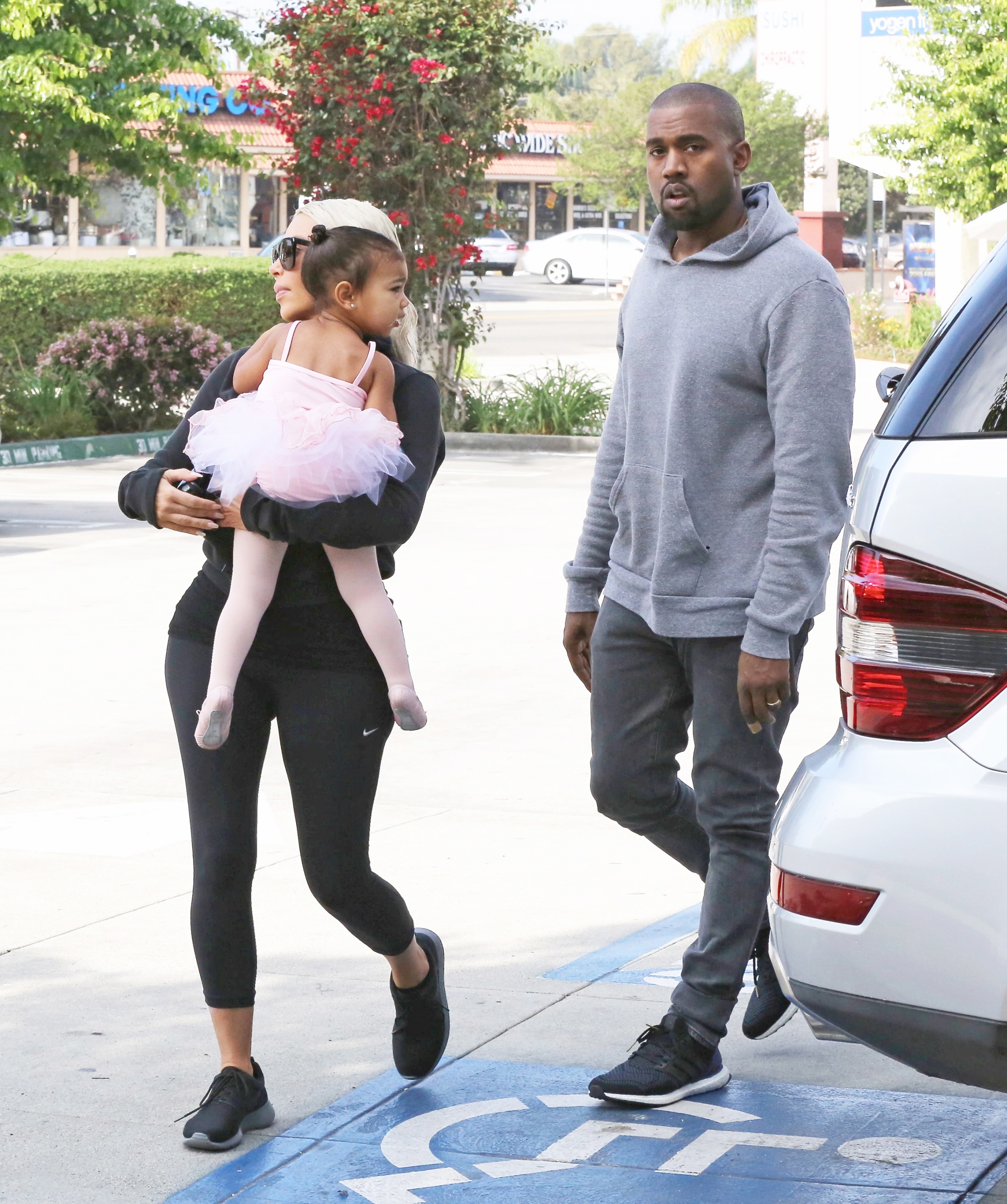 Access_Kardashian_82.jpeg