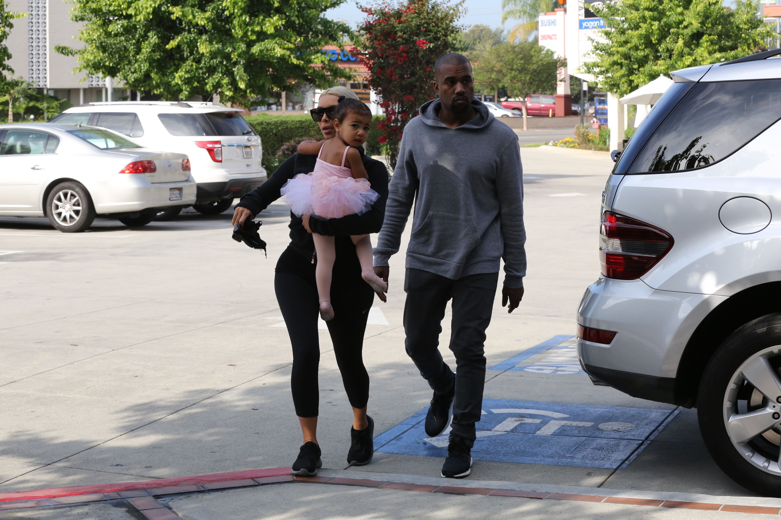 Access_Kardashian_9.jpeg
