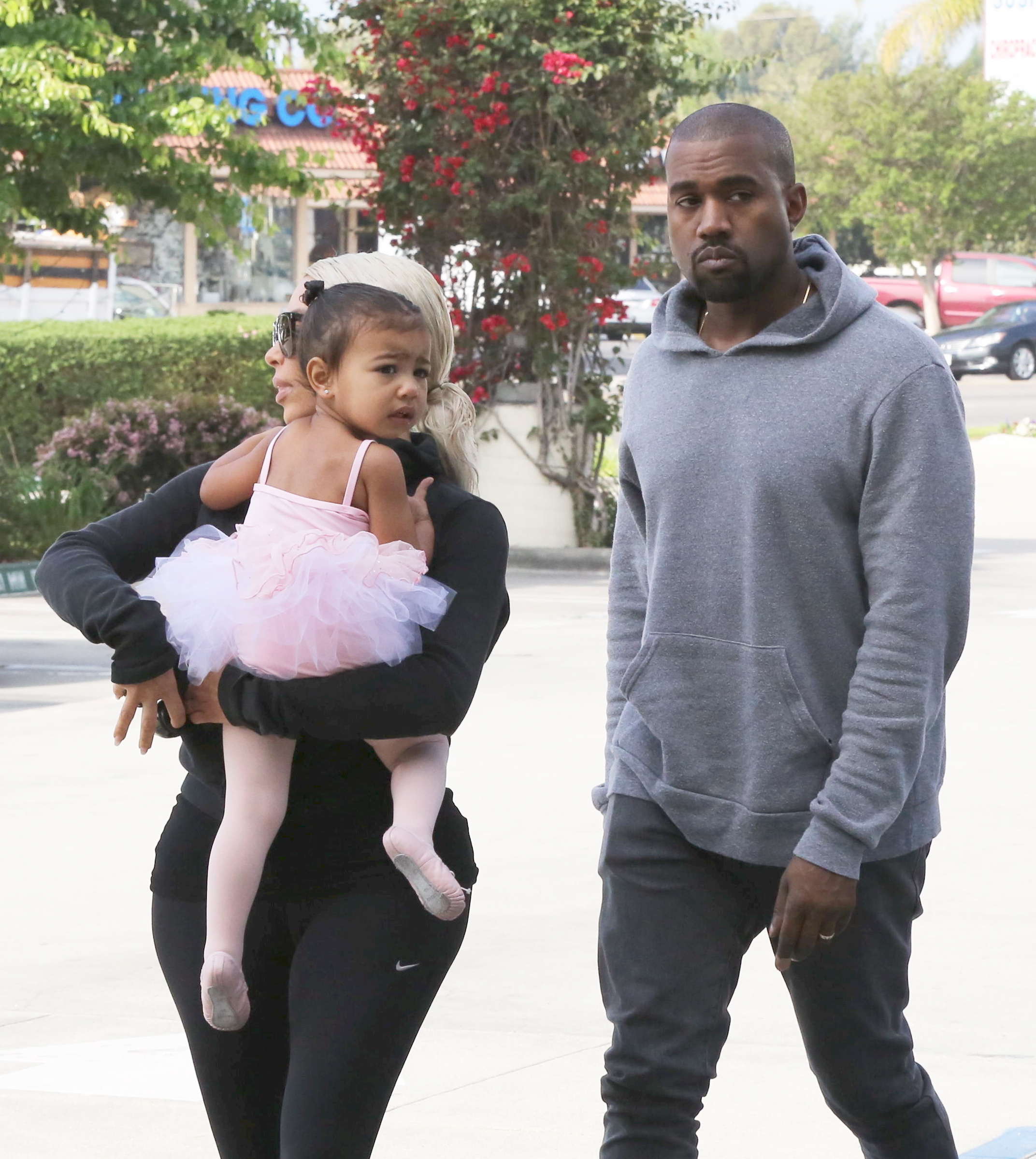 Access_Kardashian_93.jpeg