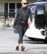 Access_Kardashian_78.jpg